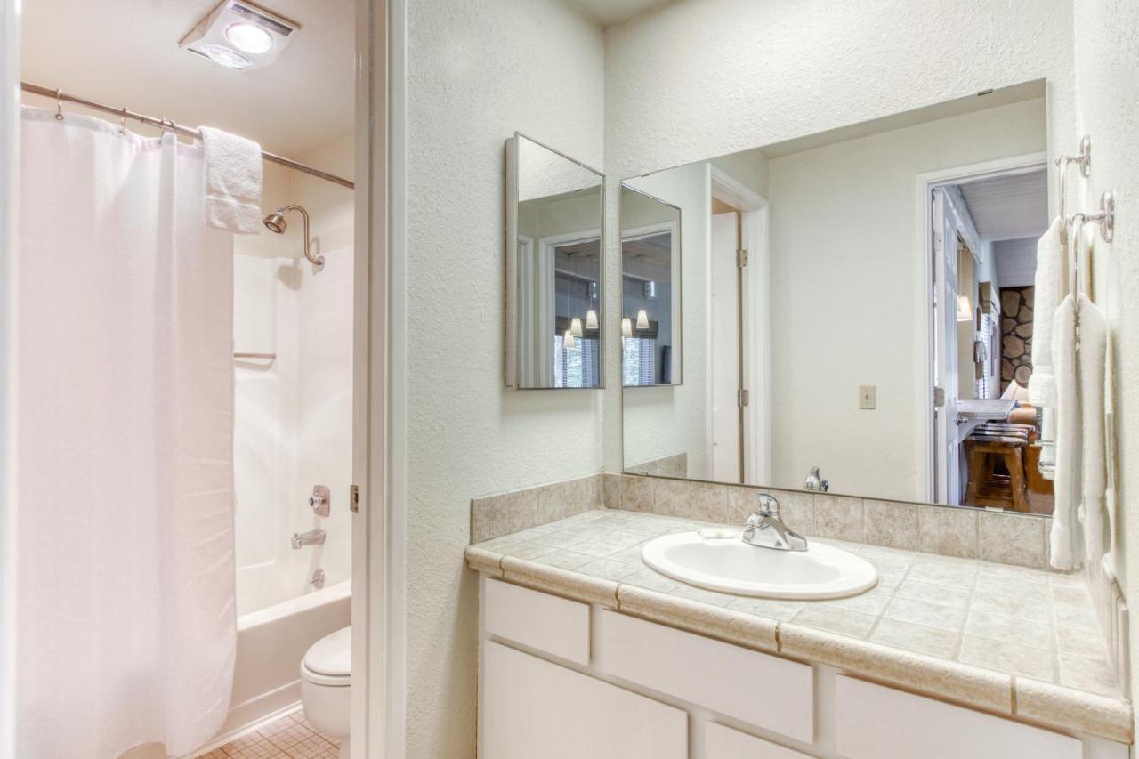 44 Tennis Village Sunriver