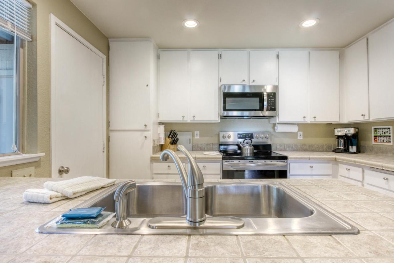 44 Tennis Village Sunriver